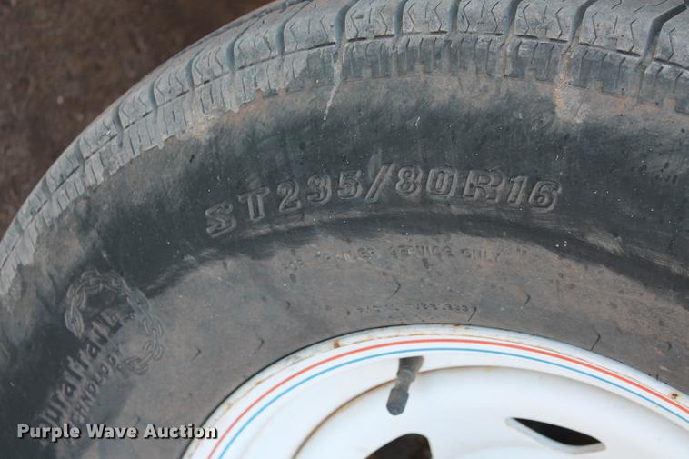 image for item DB5080 2003 CM enclosed cargo trailer