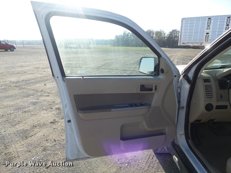 image for item DB6324 2009 Ford Escape XLT SUV