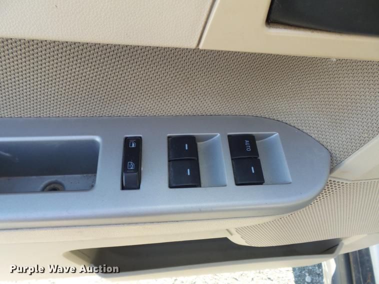 image for item DB6324 2009 Ford Escape XLT SUV