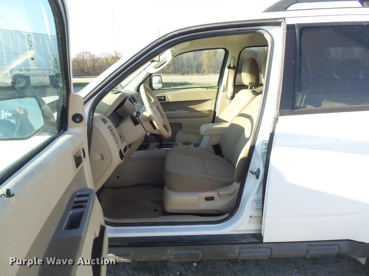 image for item DB6324 2009 Ford Escape XLT SUV