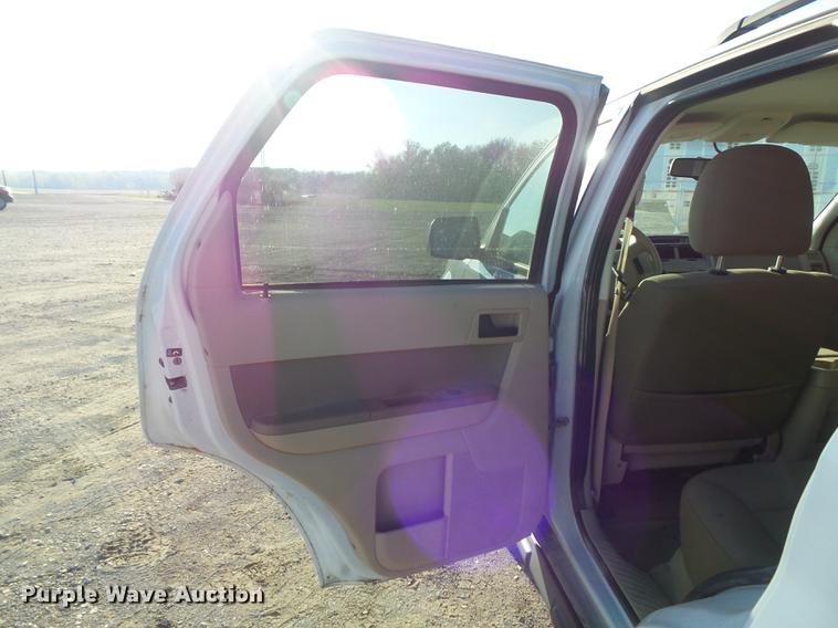 image for item DB6324 2009 Ford Escape XLT SUV