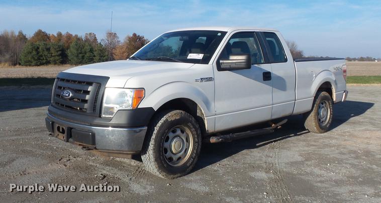 image for item DB6325 2010 Ford F150 XL SuperCab pickup truck