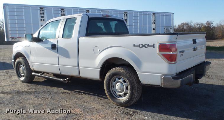 image for item DB6325 2010 Ford F150 XL SuperCab pickup truck