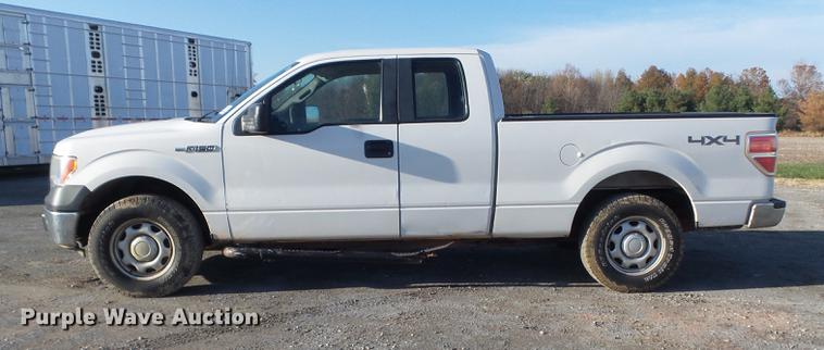 image for item DB6325 2010 Ford F150 XL SuperCab pickup truck