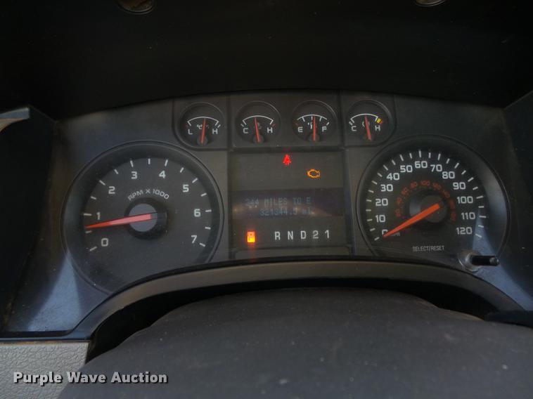 image for item DB6325 2010 Ford F150 XL SuperCab pickup truck