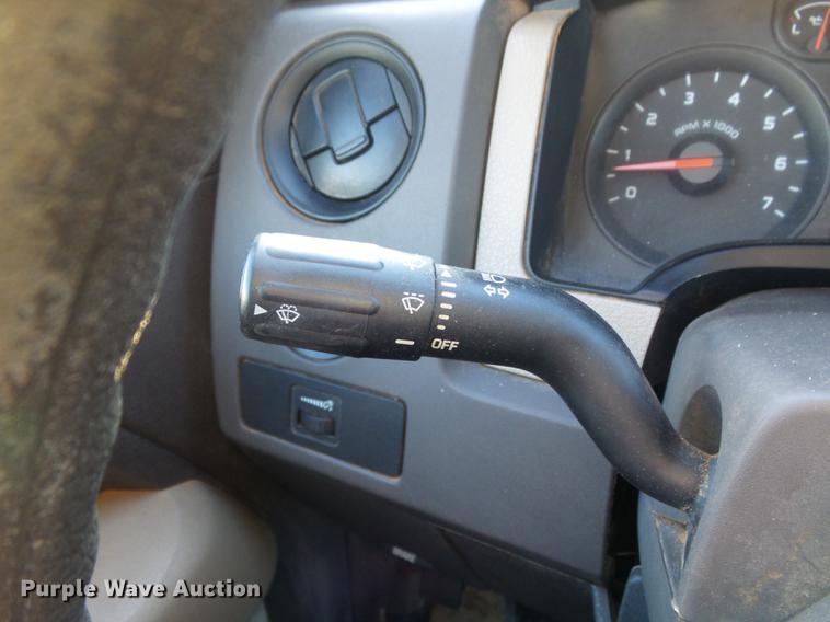 image for item DB6325 2010 Ford F150 XL SuperCab pickup truck