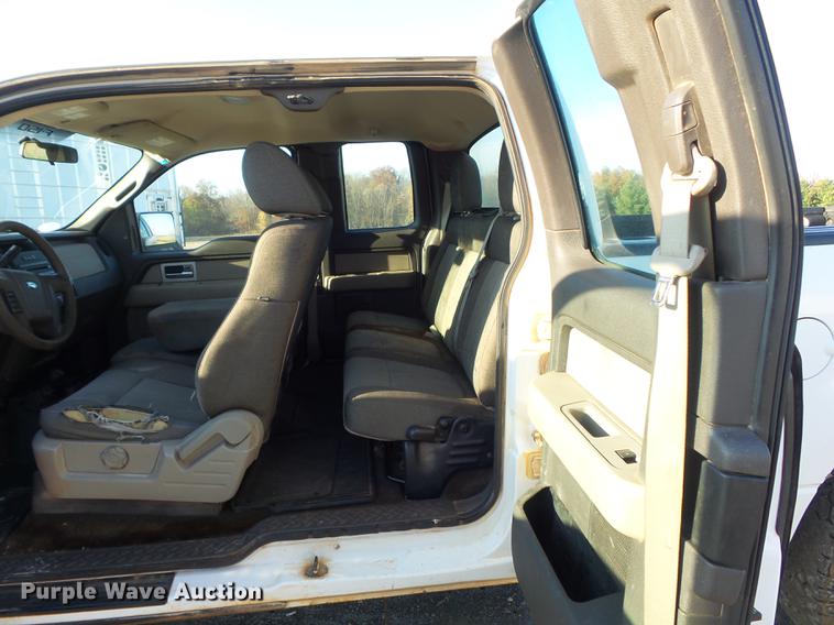 image for item DB6325 2010 Ford F150 XL SuperCab pickup truck