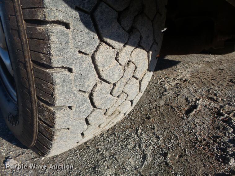 image for item DB6325 2010 Ford F150 XL SuperCab pickup truck