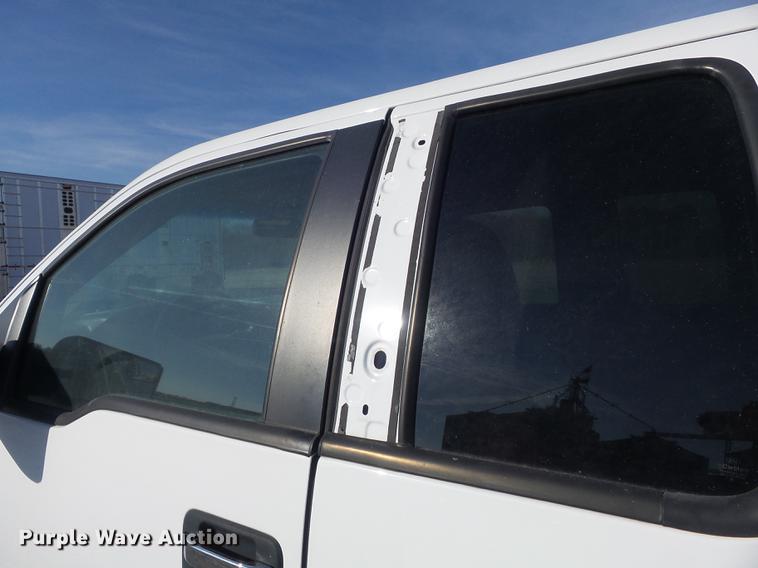 image for item DB6326 2011 Ford F150 XLT SuperCab pickup truck