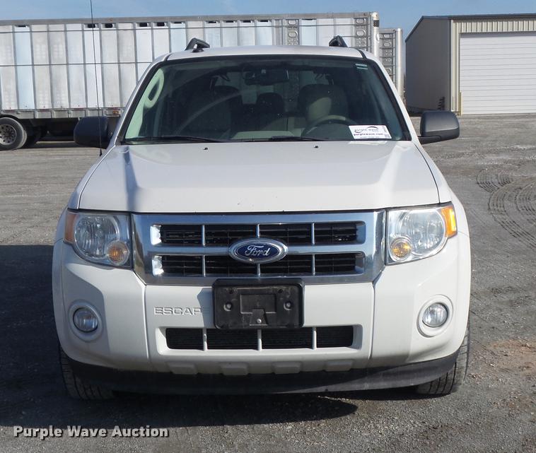 image for item DB6328 2010 Ford Escape XLT SUV