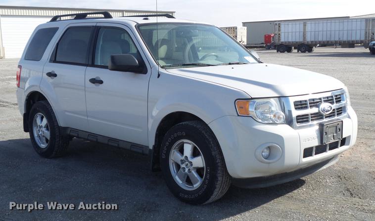 image for item DB6328 2010 Ford Escape XLT SUV