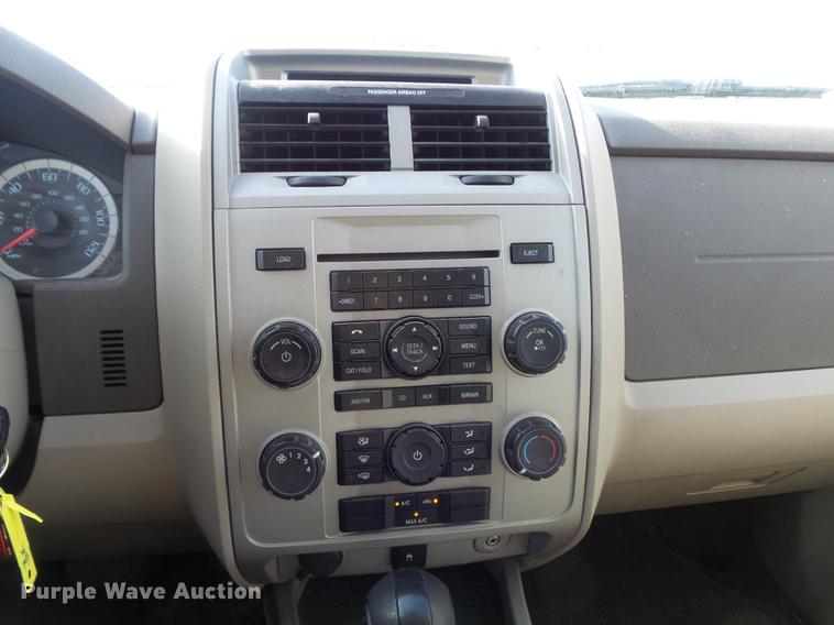 image for item DB6328 2010 Ford Escape XLT SUV