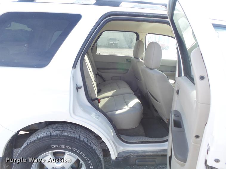 image for item DB6328 2010 Ford Escape XLT SUV