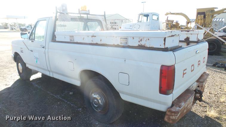 image for item DC1822 1991 Ford F250 pickup truck