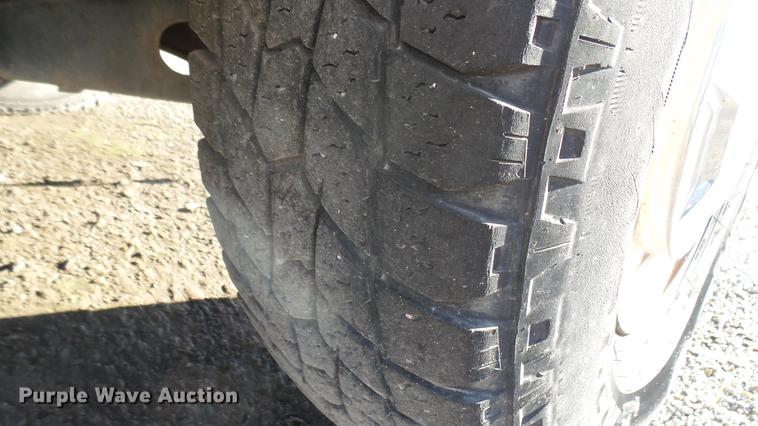 image for item DC1822 1991 Ford F250 pickup truck