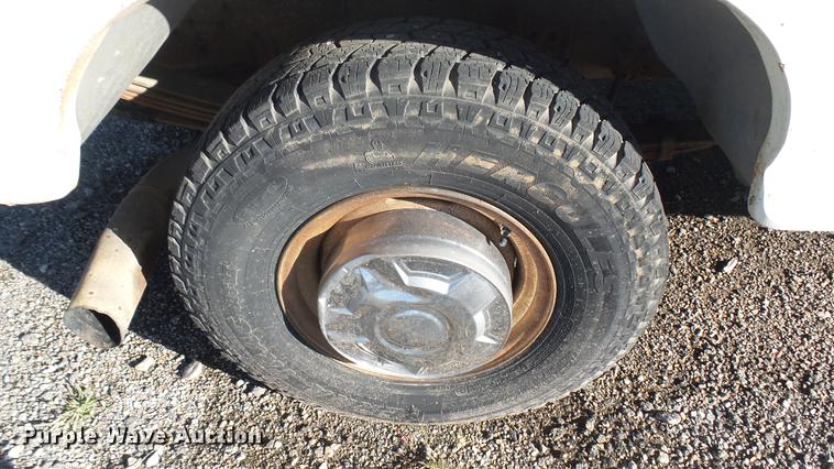 image for item DC1822 1991 Ford F250 pickup truck