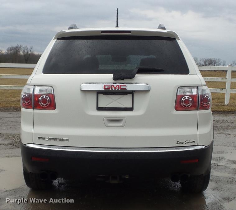 image for item DC7446 2010 GMC Acadia SUV