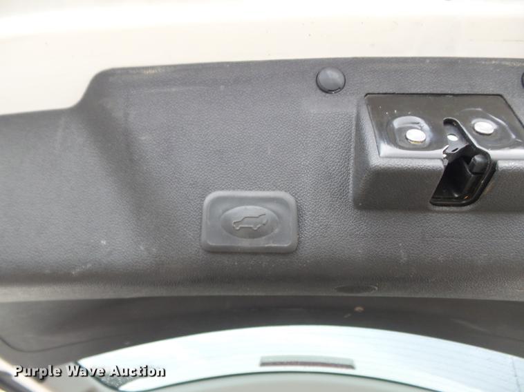 image for item DC7446 2010 GMC Acadia SUV