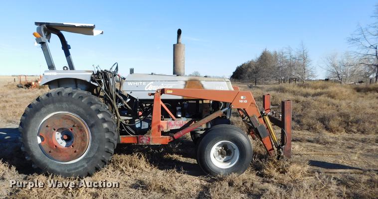 image for item DC8417 White 60 tractor