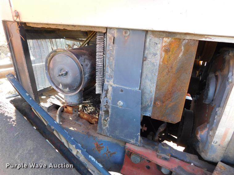 image for item DC8417 White 60 tractor