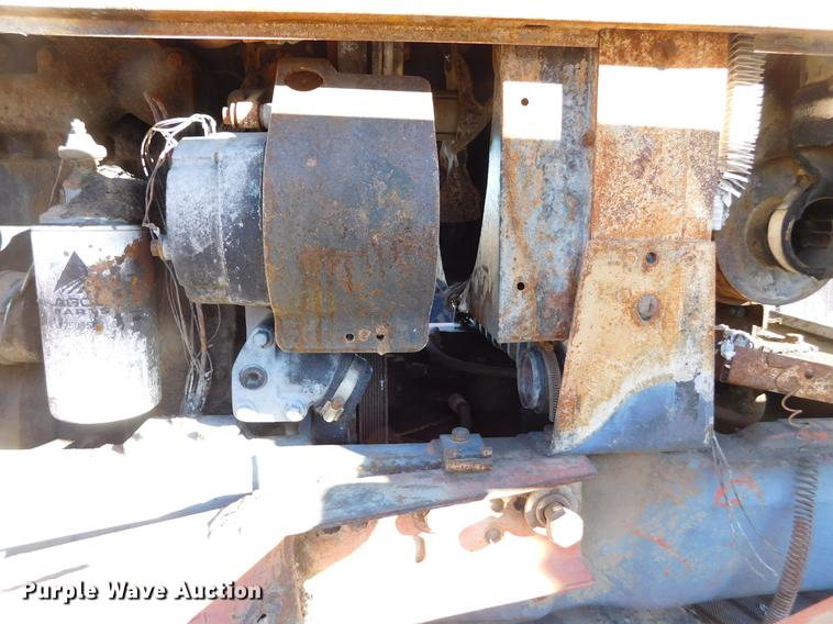 image for item DC8417 White 60 tractor