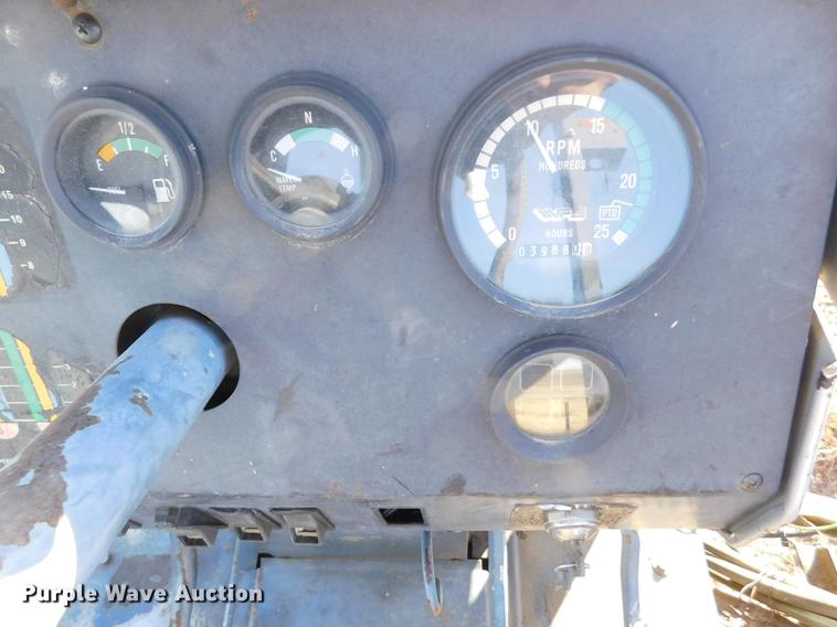 image for item DC8417 White 60 tractor