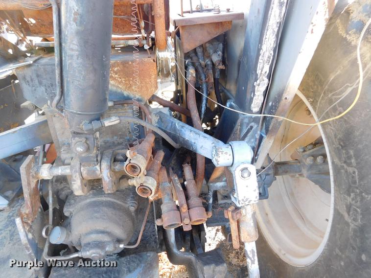 image for item DC8417 White 60 tractor