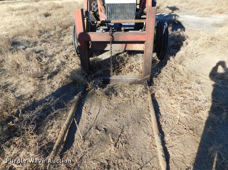 image for item DC8417 White 60 tractor