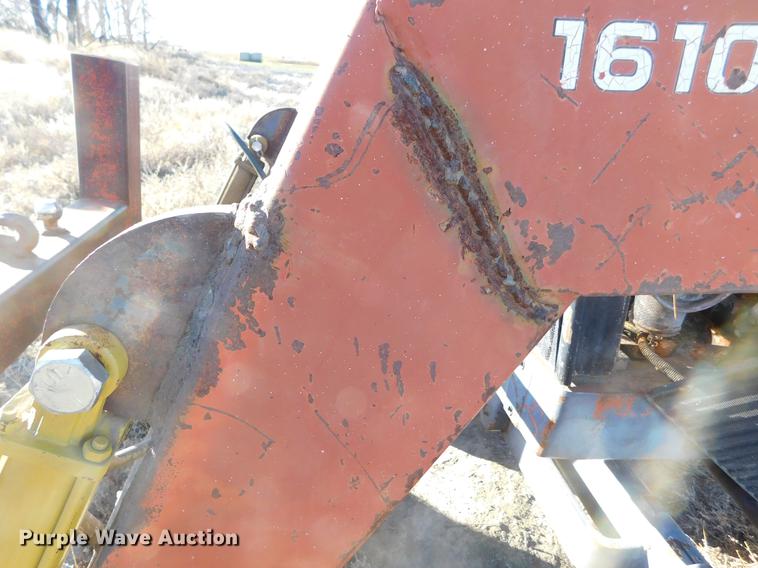 image for item DC8417 White 60 tractor