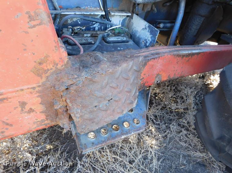 image for item DC8417 White 60 tractor