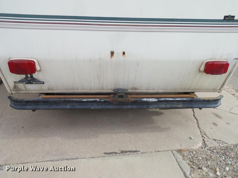 image for item DD1377 1999 Forest River Flagstaff camper