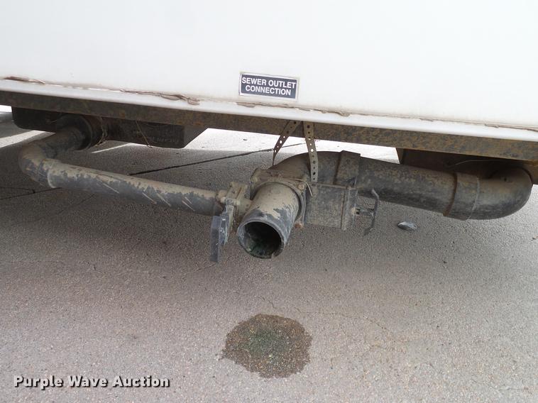 image for item DD1377 1999 Forest River Flagstaff camper