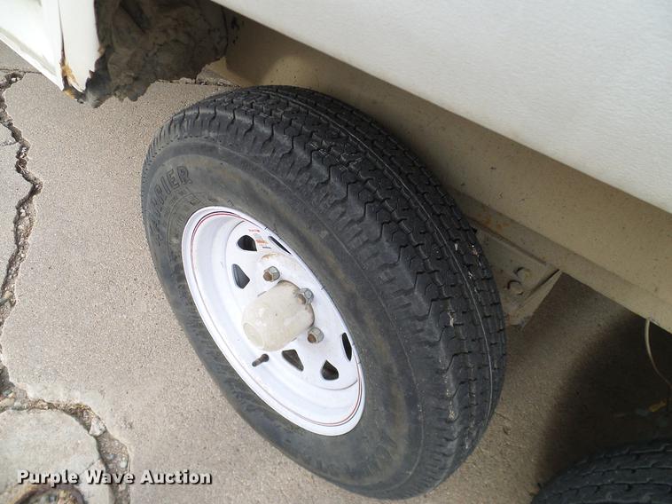 image for item DD1377 1999 Forest River Flagstaff camper