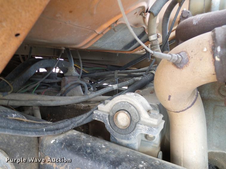 image for item DD1378 1993 Ford L8000 dump truck