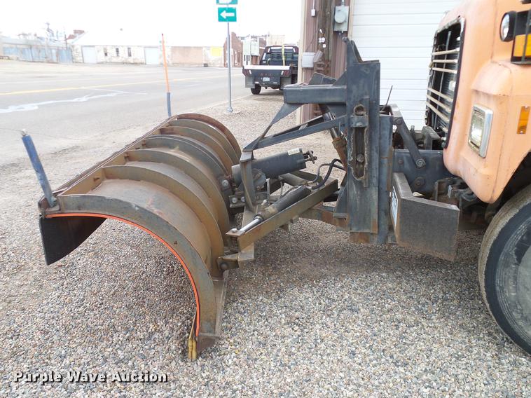 image for item DD1378 1993 Ford L8000 dump truck