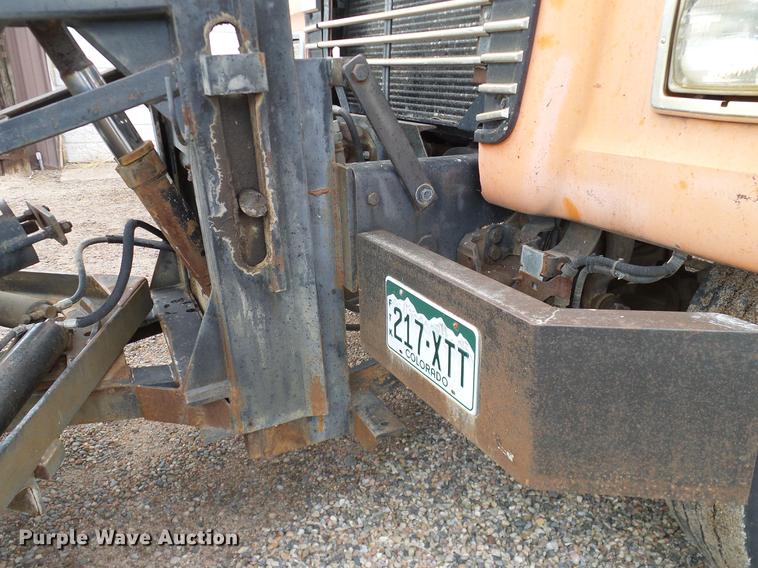 image for item DD1378 1993 Ford L8000 dump truck