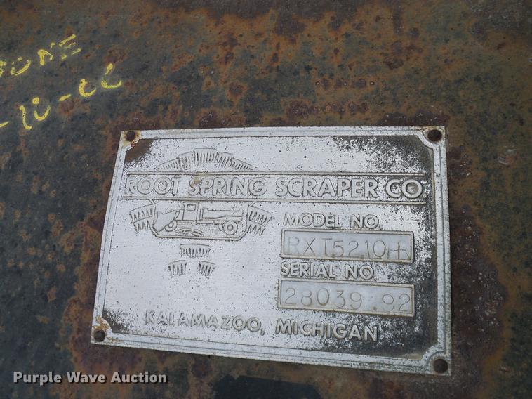 image for item DD1378 1993 Ford L8000 dump truck