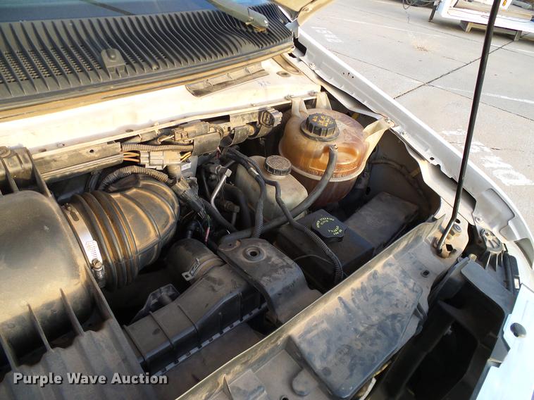 image for item DD1423 2009 Ford Econoline E450 shuttle bus