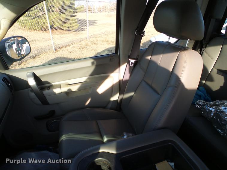 image for item DD1426 2013 Chevrolet 1500 Ext. Cab pickup truck