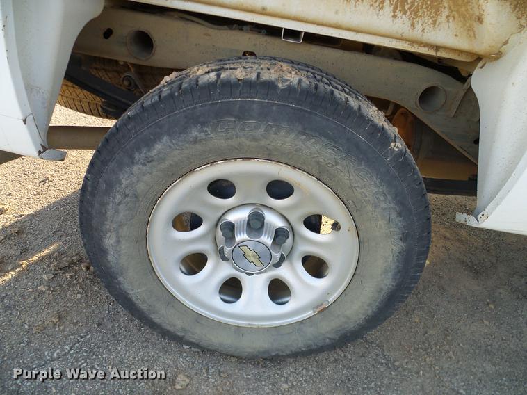 image for item DD1426 2013 Chevrolet 1500 Ext. Cab pickup truck