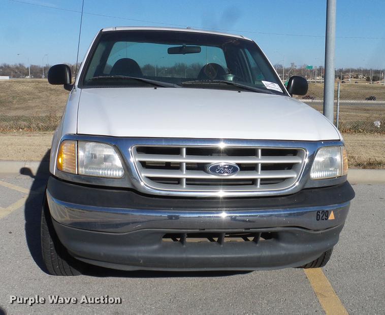 image for item DD1431 1999 Ford F150 pickup truck