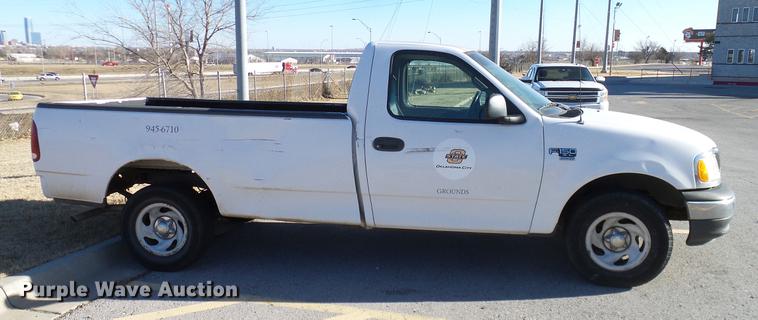 image for item DD1431 1999 Ford F150 pickup truck