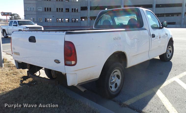image for item DD1431 1999 Ford F150 pickup truck