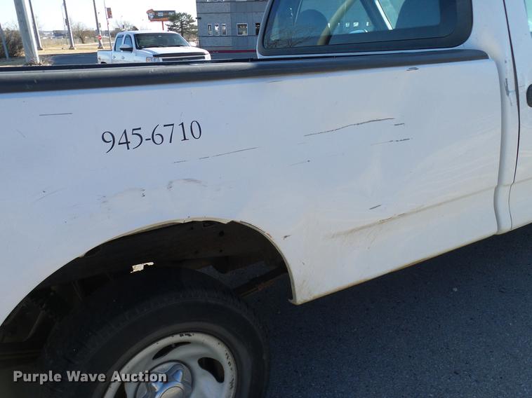 image for item DD1431 1999 Ford F150 pickup truck