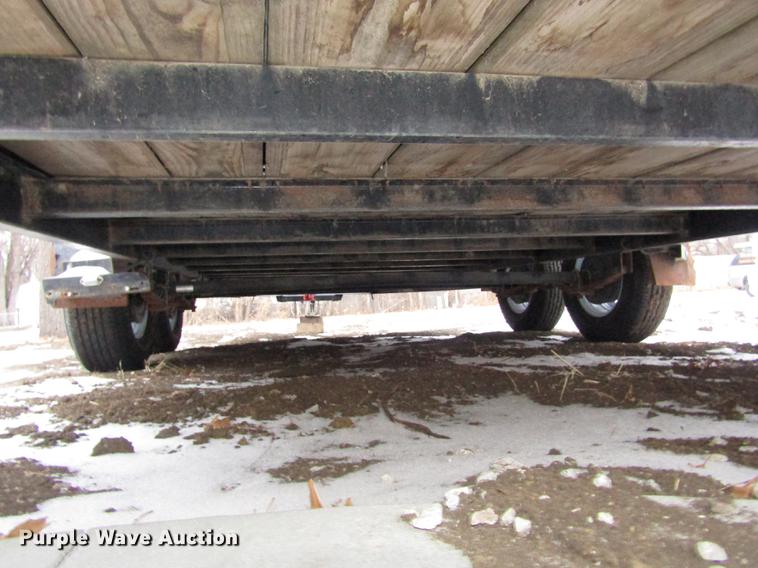 image for item DD2924 2011 Finish line equipment trailer