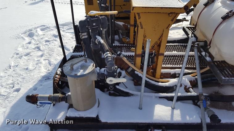 image for item DD9069 1998 Vermeer DT750 mud system