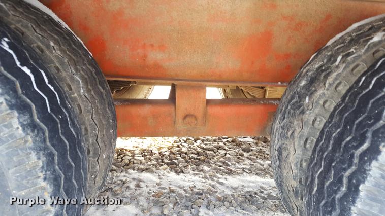 image for item DD9070 1996 Belshe equipment trailer