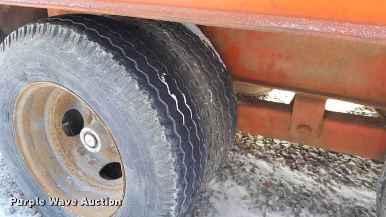 image for item DD9070 1996 Belshe equipment trailer