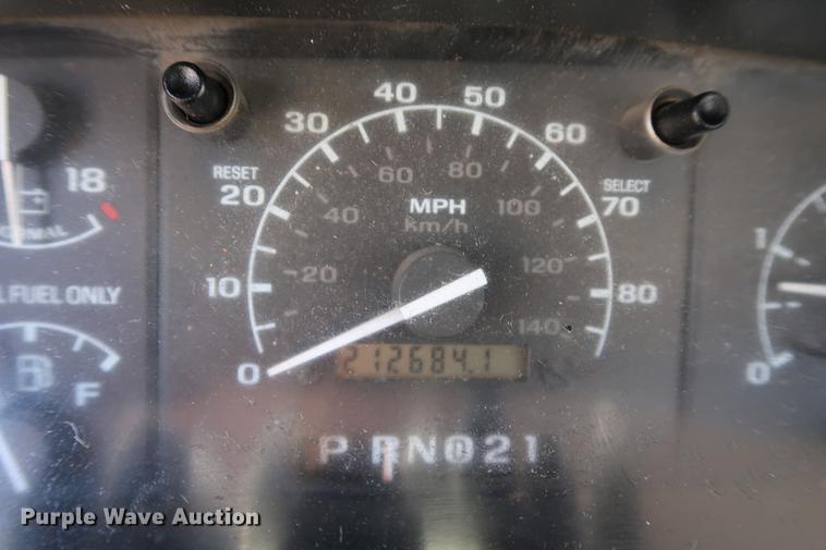 image for item DD9075 1997 Ford F250 SuperCab pickup truck