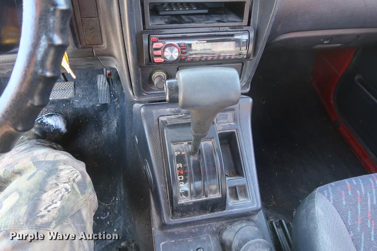 image for item DD9077 1997 Geo Tracker